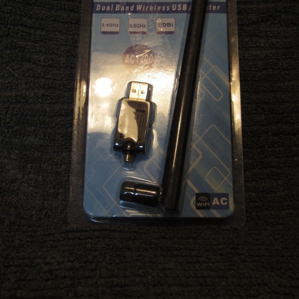 USB WiFi Adapter 1300Mbps, USB 3.0 Wireless Network Adapter